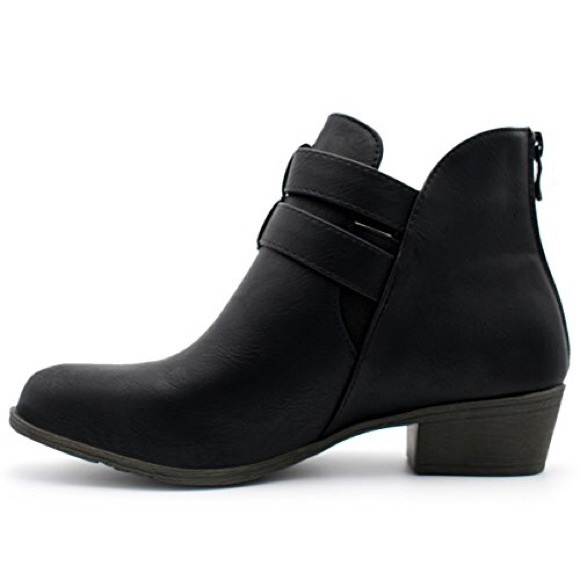 Double Buckle Straps Low Heel Ankle Booties - Picture 7 of 7
